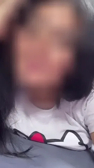 Celina, 25