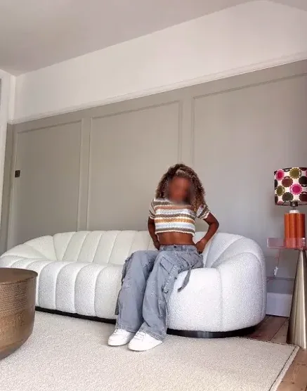 Dilara, 20