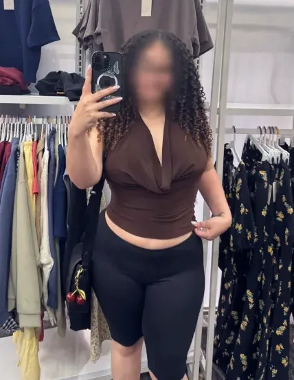 Emily, 30