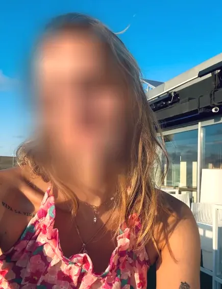 Fabienne, 29