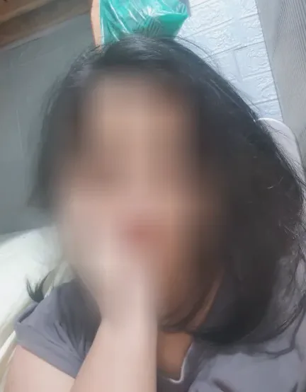 Helena, 37