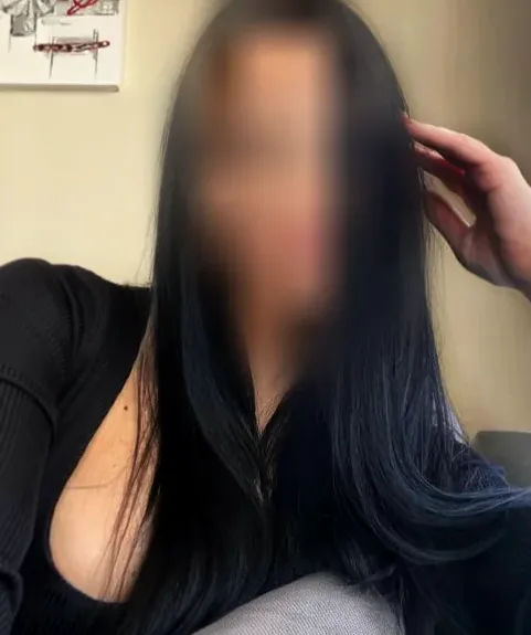 Helena, 36