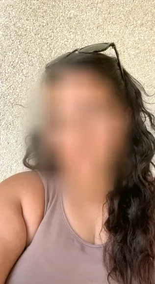Lena, 22