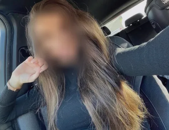 Luisa, 33