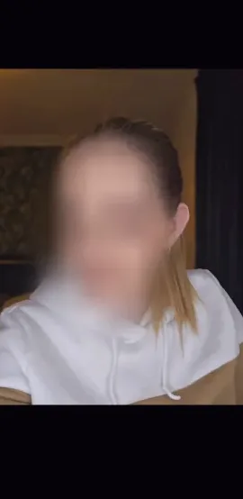 Paula, 36