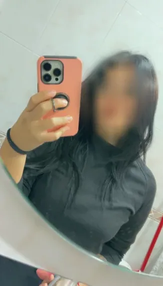 Pia, 30