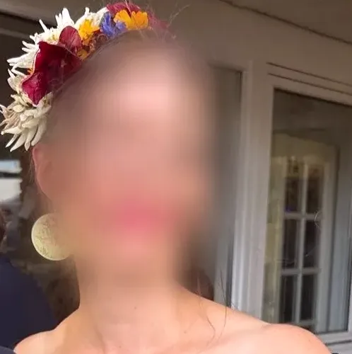 Ramona, 40