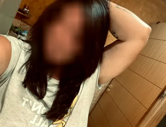 Sarah, 30