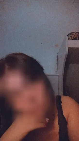 Selina, 29