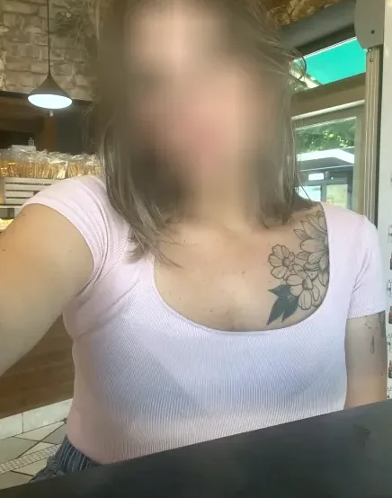 Zeynep, 40